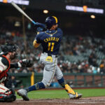 Wilyer Abreu sobresale con su doble 30