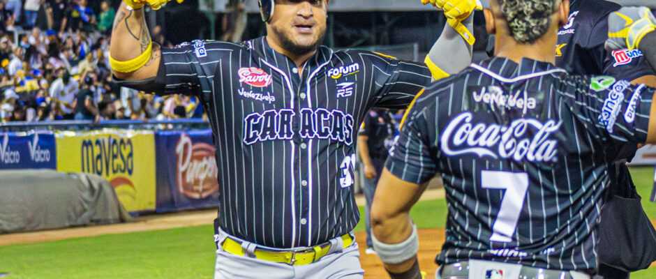 Leones Oswaldo Arcia