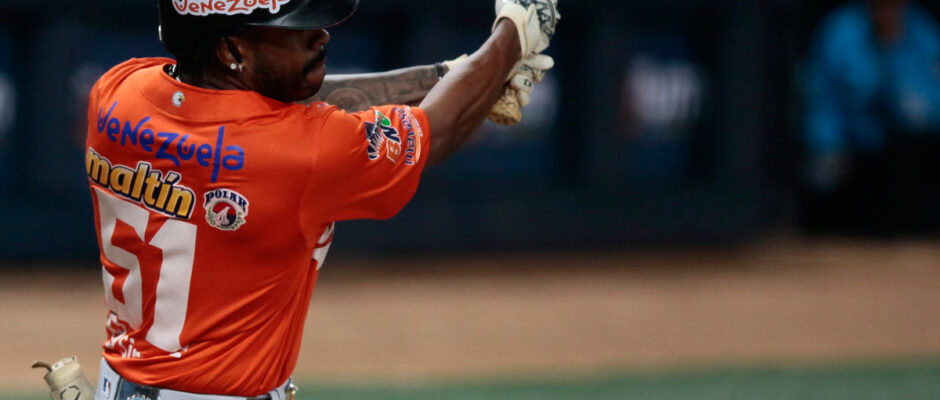 Águilas Delino DeShields Jr.