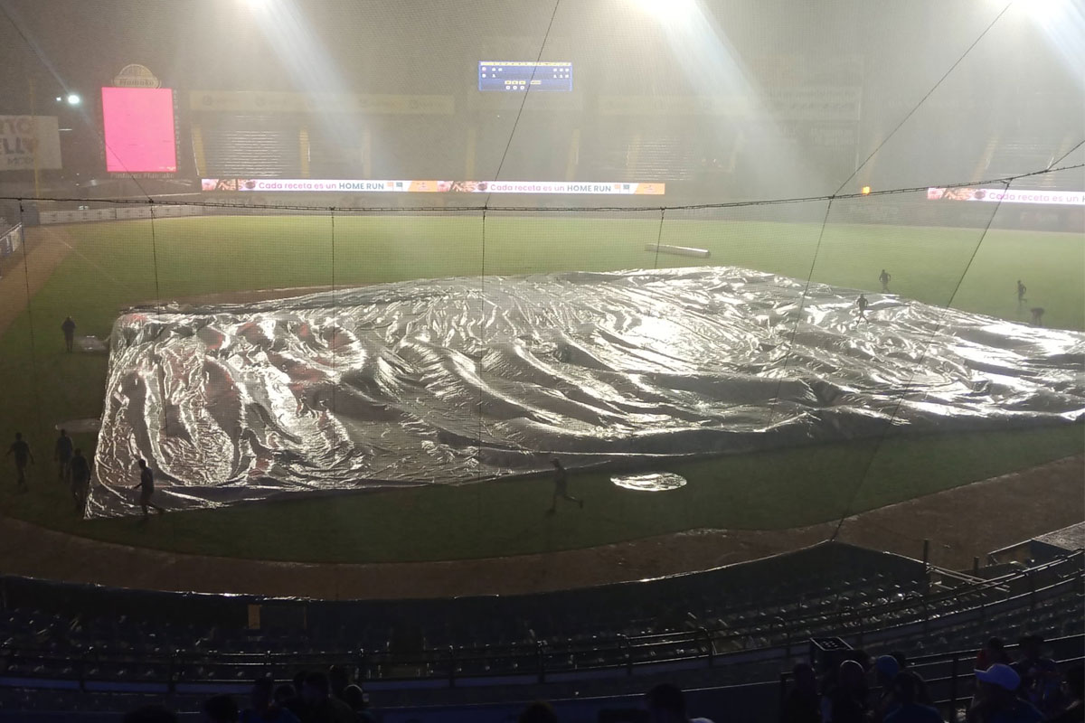 Suspendido por lluvia Águilas-Magallanes en Valencia