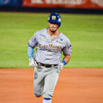 Andrés Giménez, Ezequiel Tovar y Wilyer Abreu ganaron el Guante de Oro