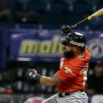 Pablo Sandoval honrado de volver a jugar con el Magallanes