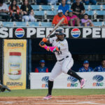 Caribes respondió a segunda hora para dividir con Cardenales