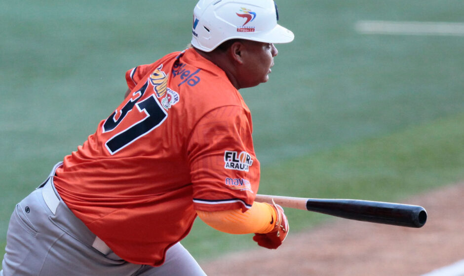 Caribes Willians Astudillo