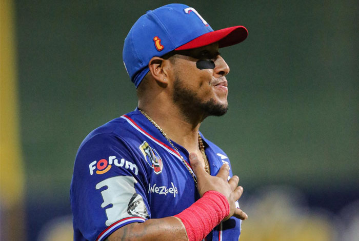 Tiburones Yangervis Solarte