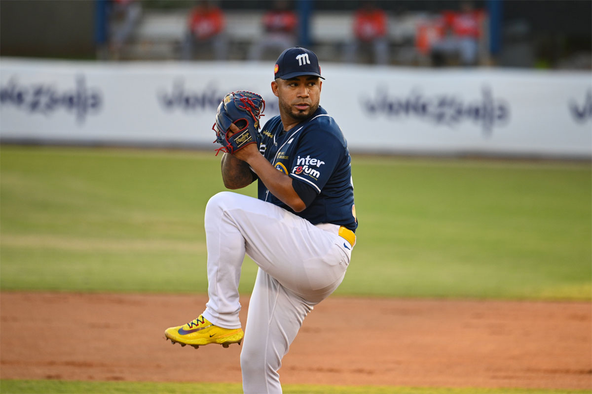 Magallanes vapuleó a Águilas en primero de la doble tanda y Guerra alcanzó marca de longevidad