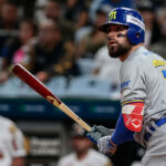 Tiburones volvió a derrotar a Leones y forzó el juego extra