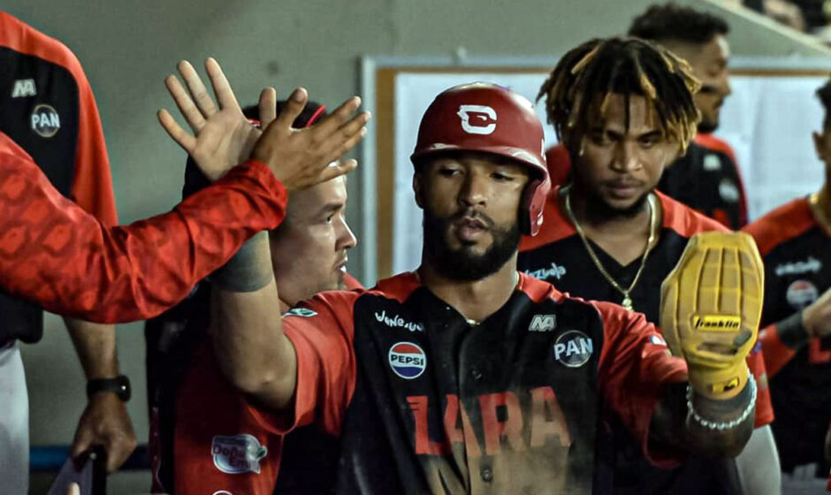 Cardenales Robert Pérez Jr.