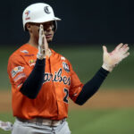 Grand Slam de José Peraza dejó en el terreno a Cardenales en primero de la doble tanda