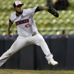 Tiburones superó en extrainnings a Bravos y huele a finalista