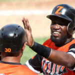 Tiburones superó en extrainnings a Bravos y huele a finalista