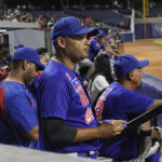 Tiburones añadió a Harold Ramírez y Cardenales a Jhoulys Chacín