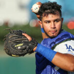 Martín Pérez sólido en su debut con San Diego
