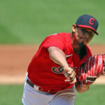 Claudio Custodio se uniformará con Bravos