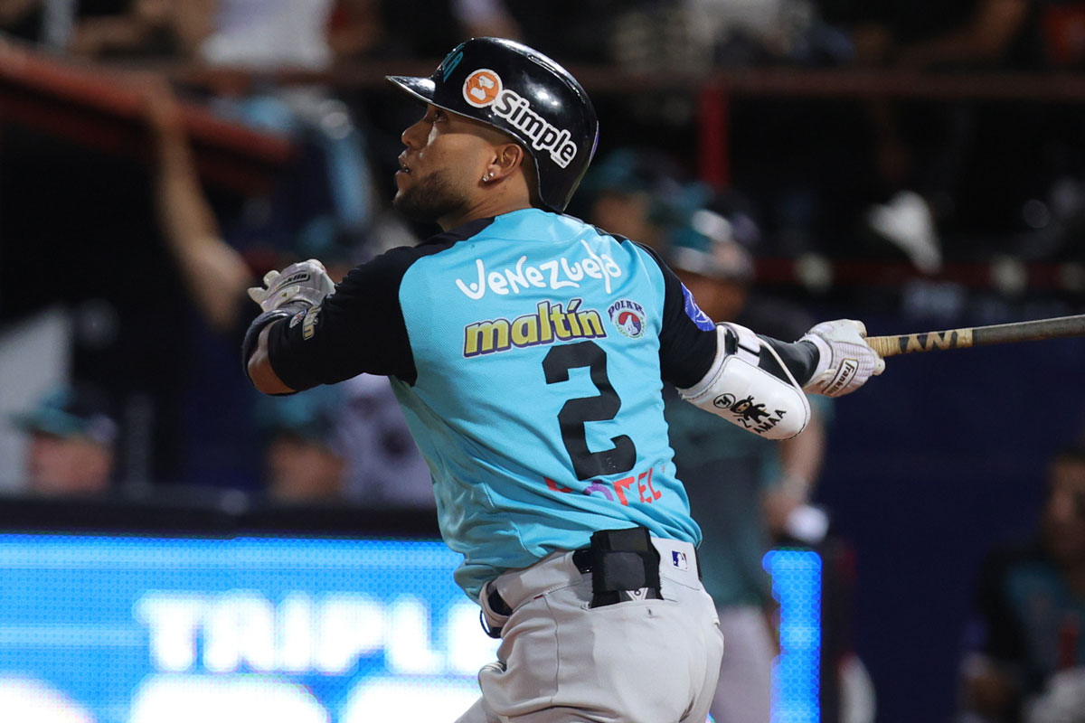 Cardenales definió su roster para la Serie del Caribe con seis refuerzos