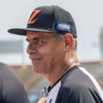 Leones contrató al lanzador Matt Givin