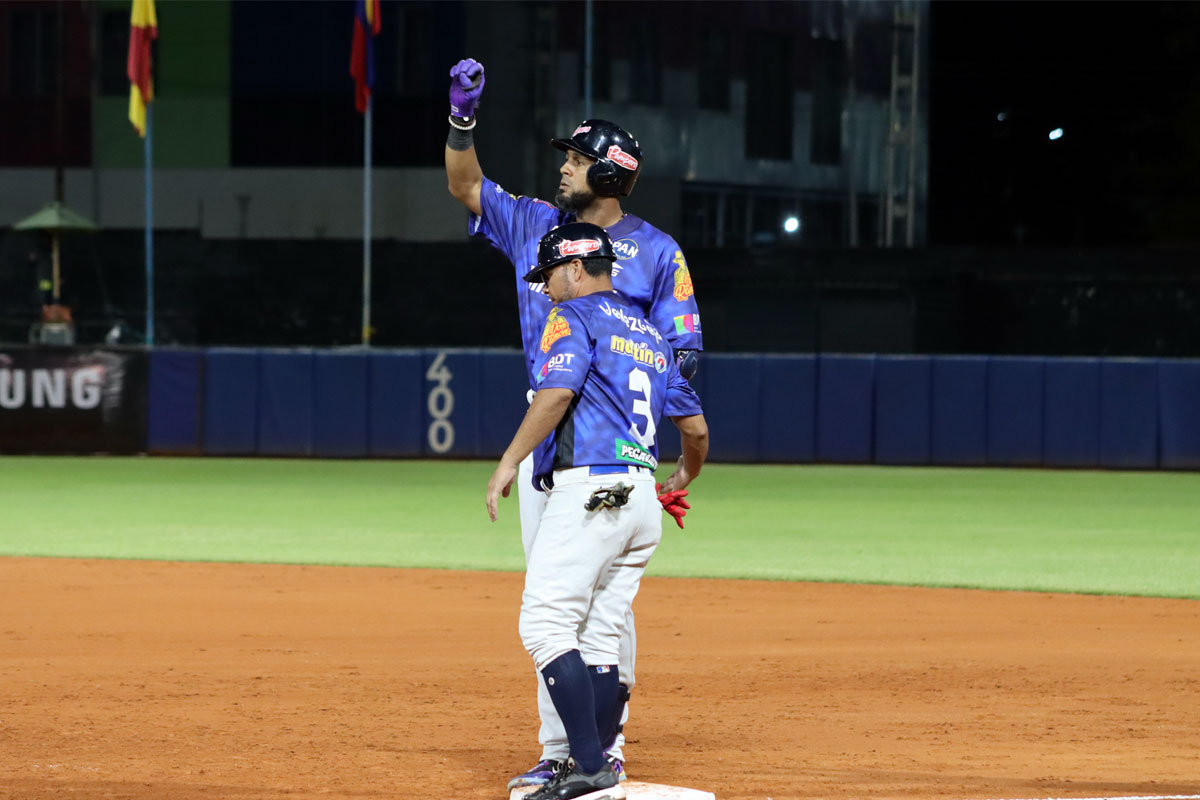 Tigres aguantó el empuje de Caribes y ganó en Maracay