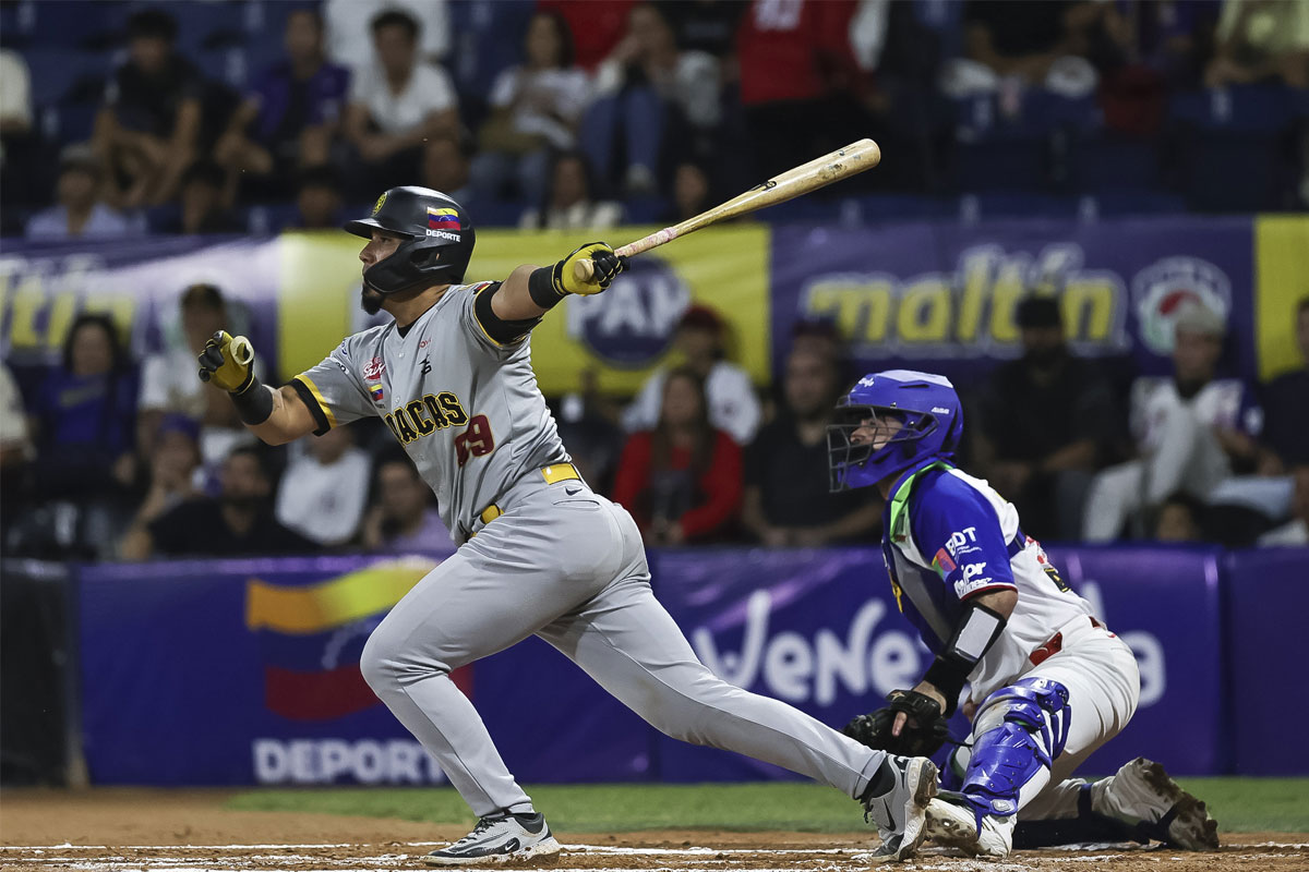 Jhonny Pereda está concentrado en mejorar su bateo con Leones
