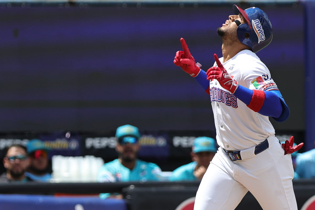 Máximo Acosta adelanta su despedida de Tiburones