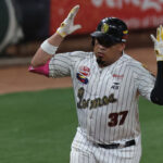 Águilas blanqueó a cinco brazos y Caribes cayó en el primero