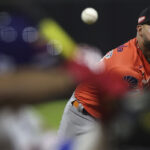 Caribes blanqueó al líder Tigres y colocó su récord en .500