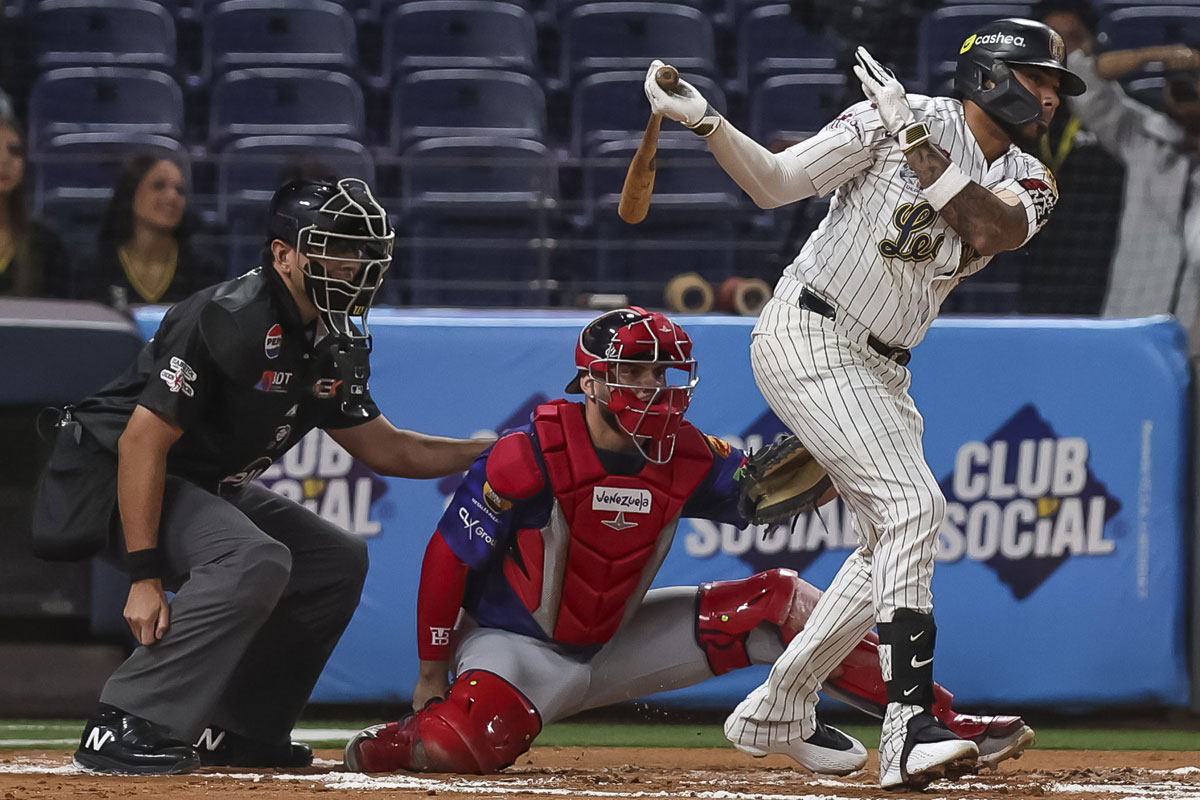 Harold Castro despertó y fue clave en el triunfo de Caracas sobre los Tigres