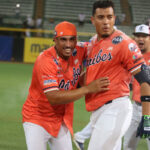Los Tiburones apalearon a los relevistas de Lara para ganar en extrainning
