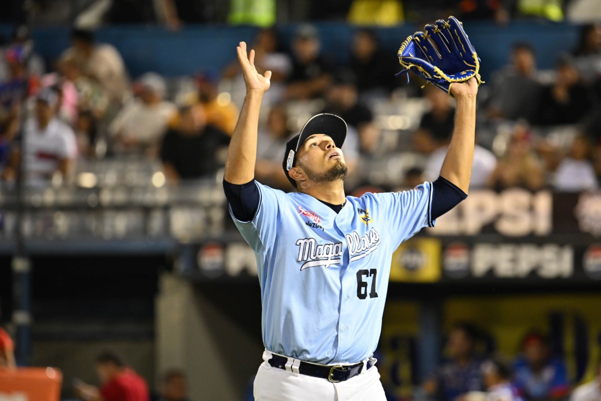 Magallanes dejó en blanco a Tiburones e hilvanó victorias