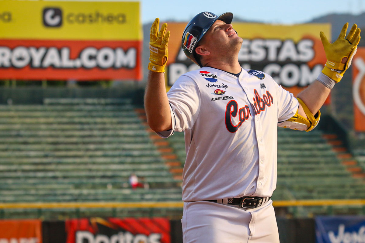 Caribes soportó sublevación de Tigres y terminó noviembre sobre .500 puntos