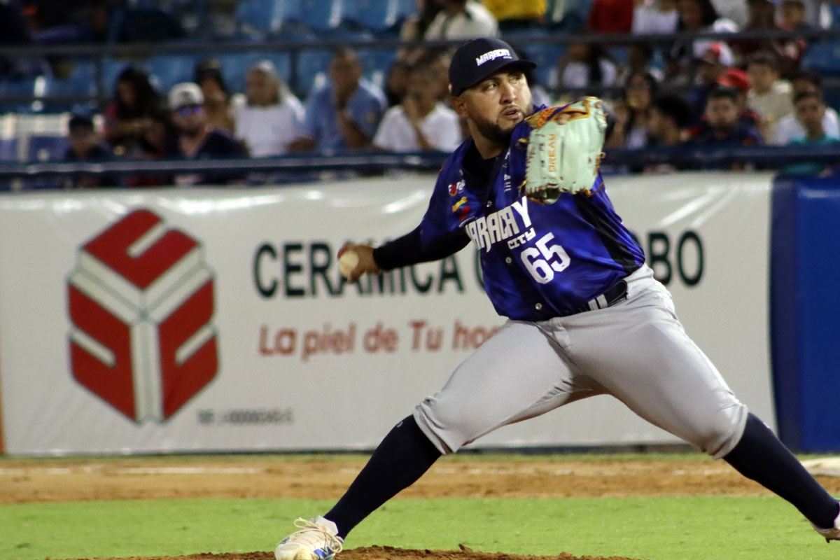 Tigres vapuleó a Magallanes y terminó la semana con récord positivo