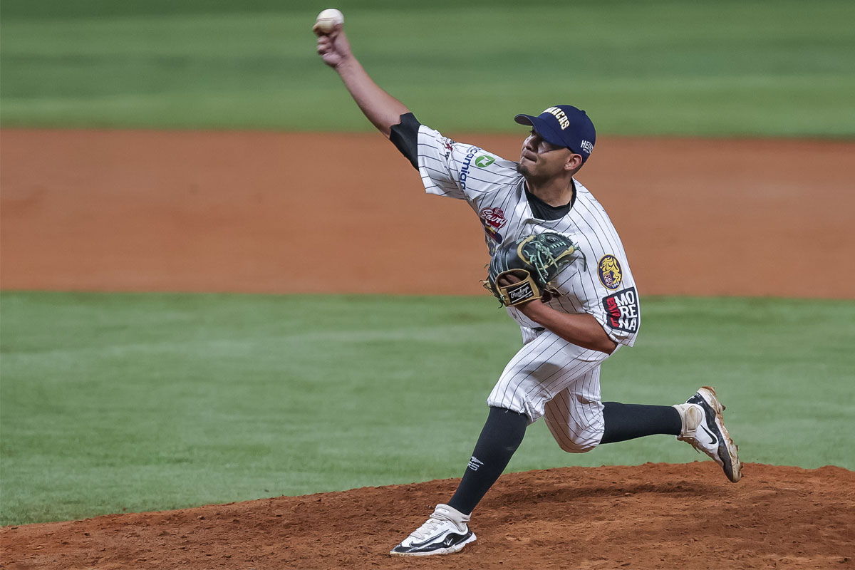 Mikell Manzano se postula como una opción para el pitcheo de Leones