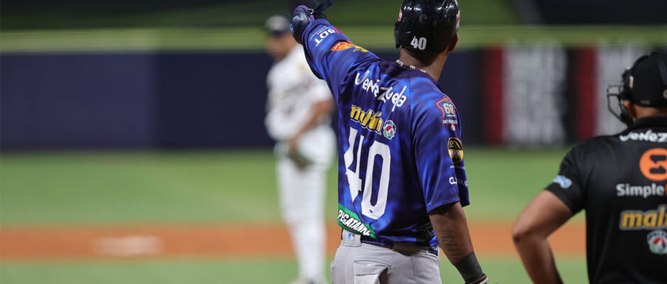 "Cafecito" Martínez