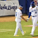 Bravos derrotó a Águilas para empatar el primer lugar de la clasificación