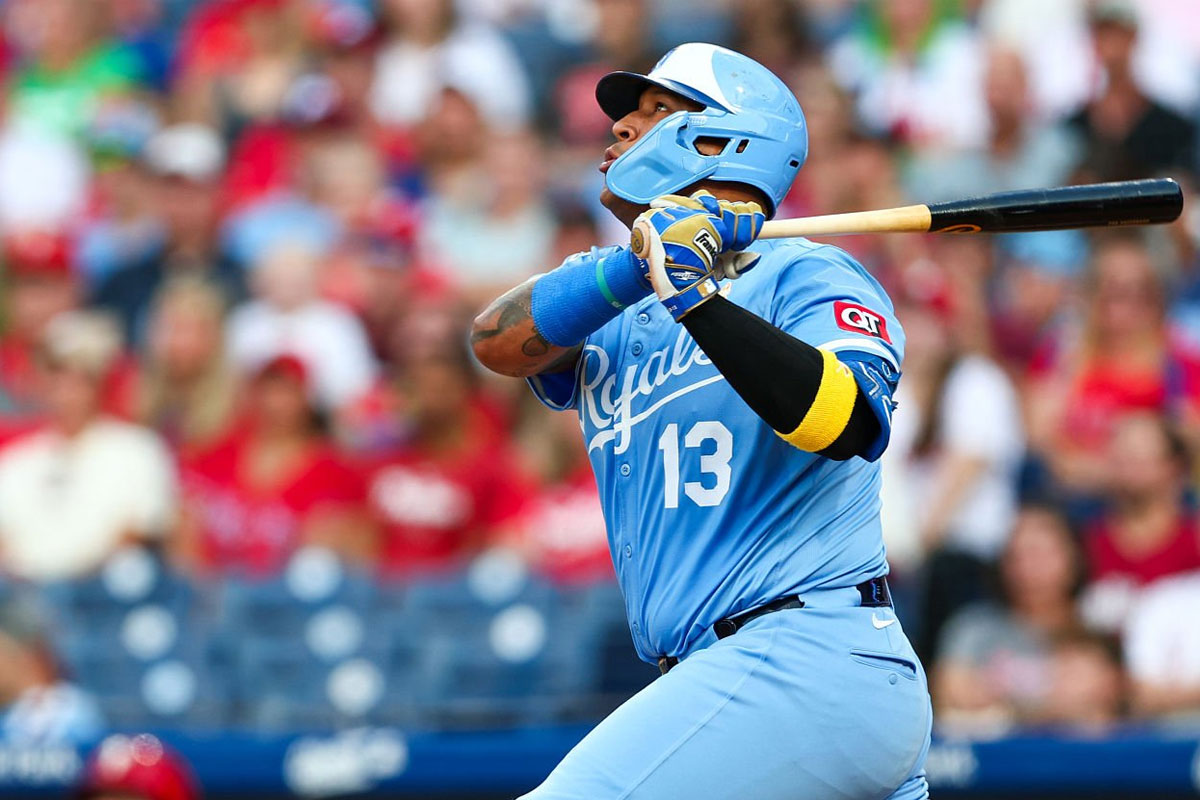 Salvador Pérez se queda en Kansas City hasta 2027