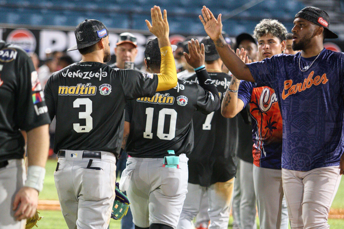 Antonio Piñero empujó cuatro carreras y Caribes cobró venganza en la Isla