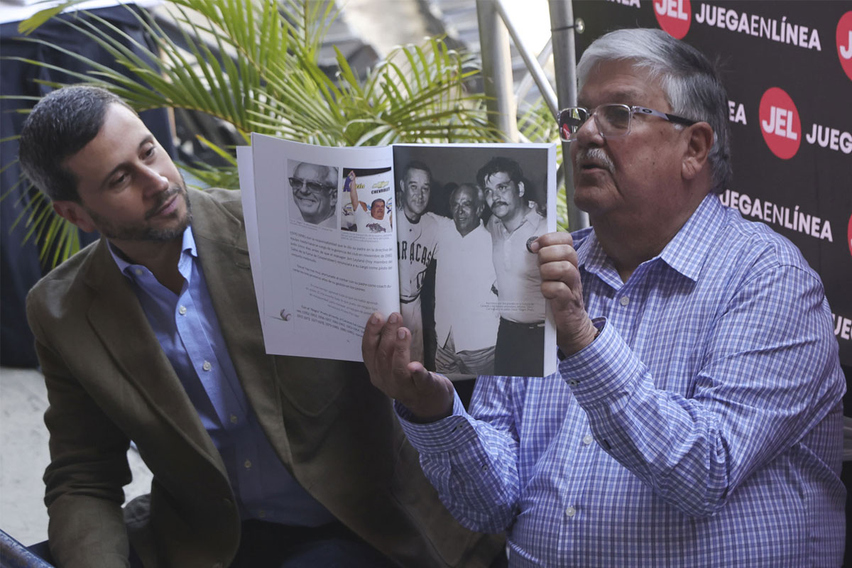 Fue bautizado el libro “Beisbol se escribe con S”, de Oscar Prieto Párraga