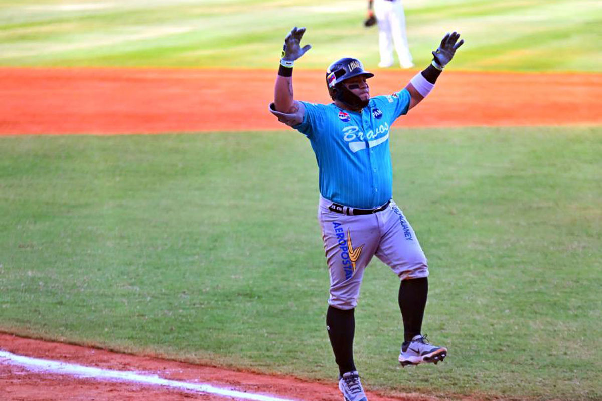 Bravos quebró la magia del relevo de Águilas para ganar el juego de La Chinita