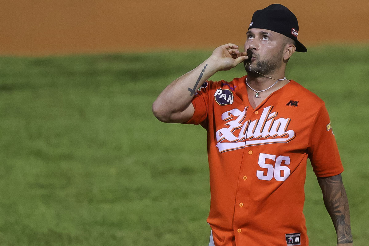 Águilas venció a Tigres en extrainning con un salvado histórico de Silvino Bracho