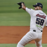 Tigres adquirió a Ricardo Genovés de Caribes por el jardinero Manuel Meléndez