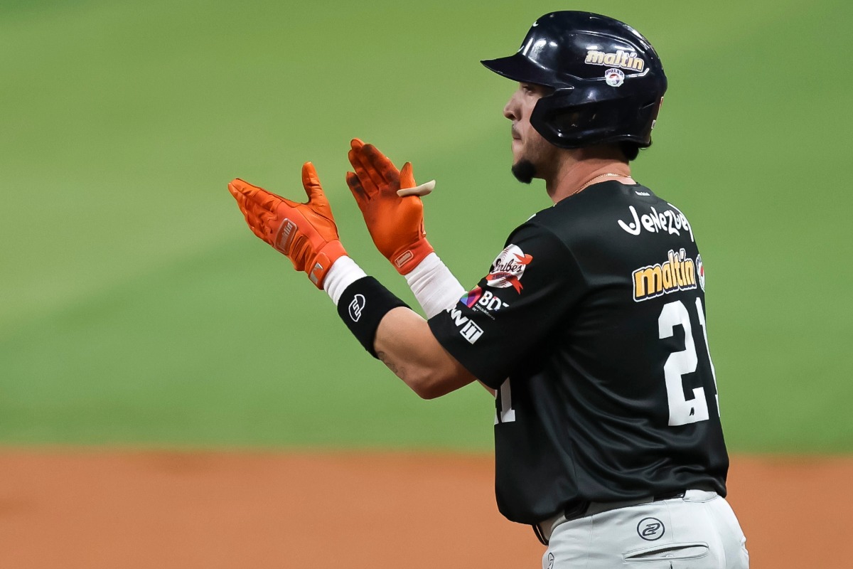 Hernán Pérez arruinó el debut de los grandeligas de Leones