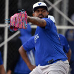 Cardenales contrató al experimentado César Valdez