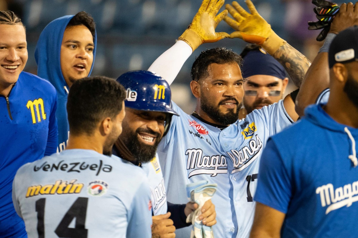 Magallanes dejó en el terreno a Caribes con hit de oro de Luis Sardiñas