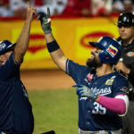 Jaison Chourio impulsó siete anotaciones y Leones quedó al borde de la eliminación