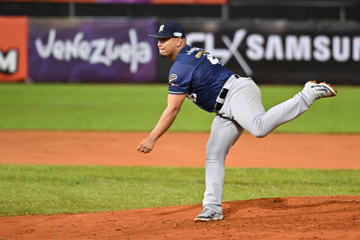 Magallanes ganó el primero de la serie ante Águilas de la mano de Ricardo Sánchez