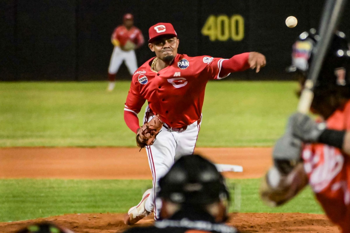 Adrián Almeida va por el bicampeonato, pero ahora con Magallanes