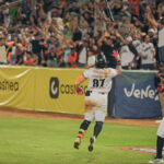 Renato Núñez hizo historia con dos Grand Slams y Magallanes barrió a Bravos