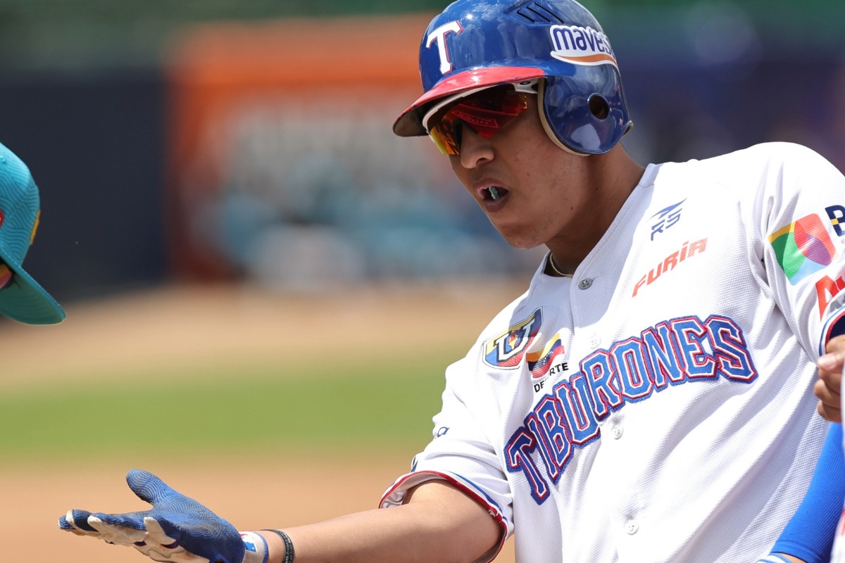 Jadher Areinamo obtuvo el Novato del Año y rozó la unanimidad