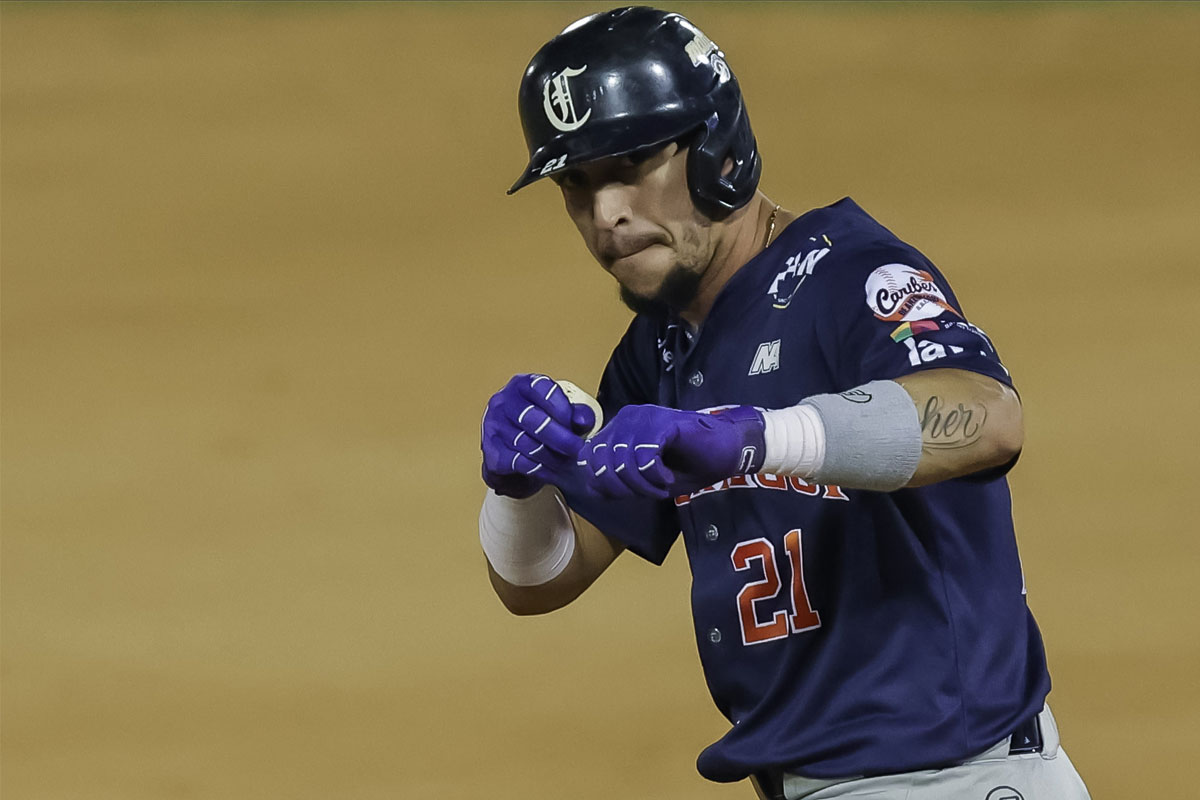 Caribes vapuleó a Magallanes y dividió en la ruta