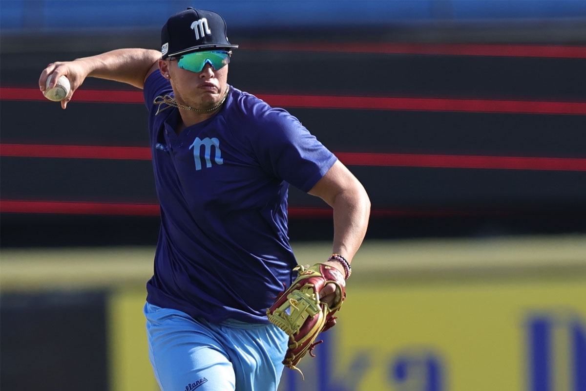 Diego Velásquez regresó a sus raíces en el shortstop con Magallanes
