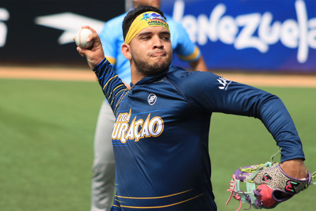 Mikell Manzano comprometido con la causa de Curazao